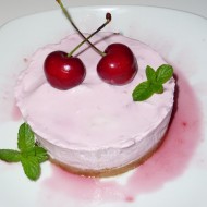 MINI CHEESE CAKE ALLE CILIEGIE