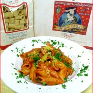 PENNE AL RAGU’ DI TONNO